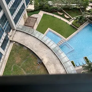 Uptown Parksuites Tower 1 , Taguig Philippines